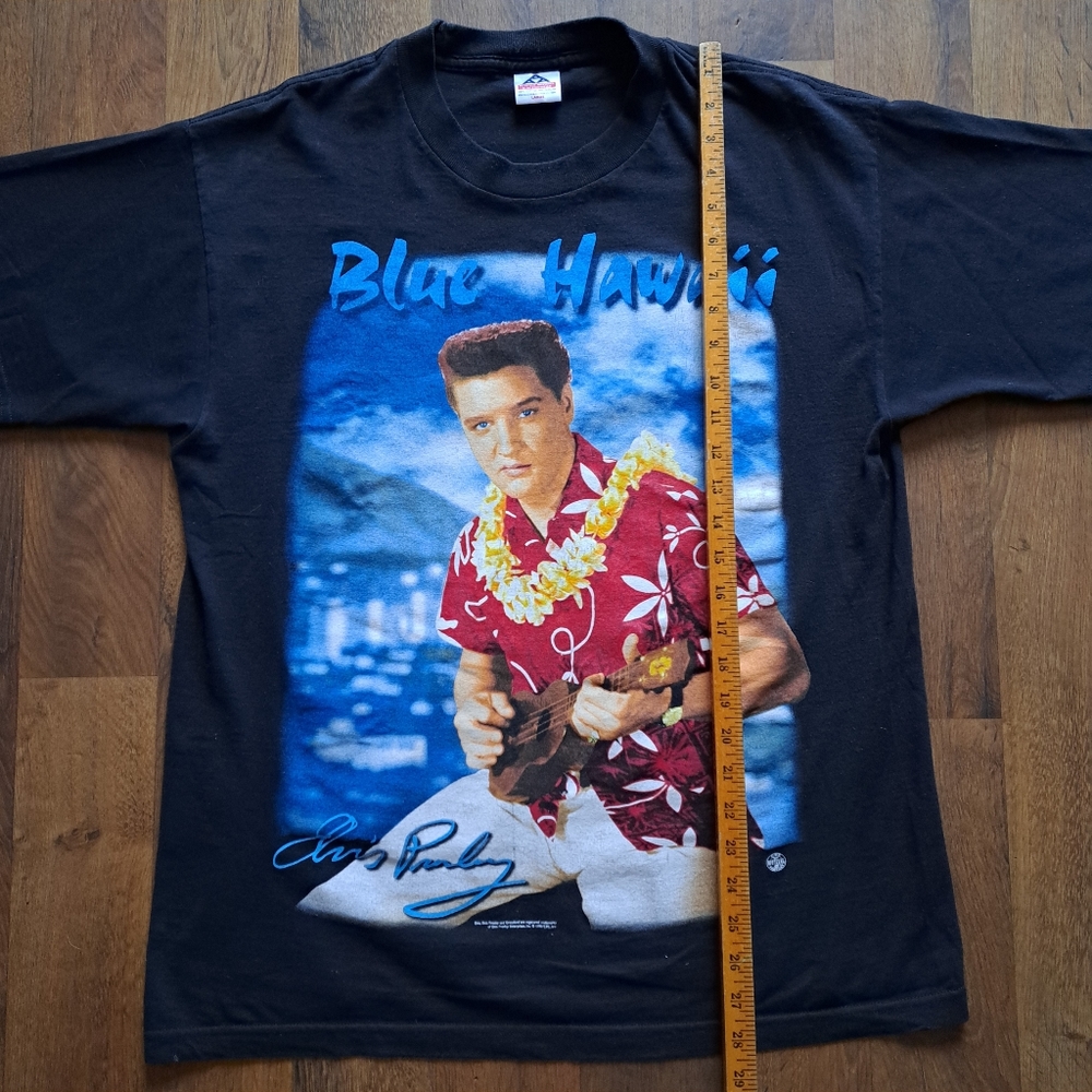 Vintage Elvis Blue Hawaii t-shirt, men's size Large, 1998, black blue red, EUC - Picture 14 of 17